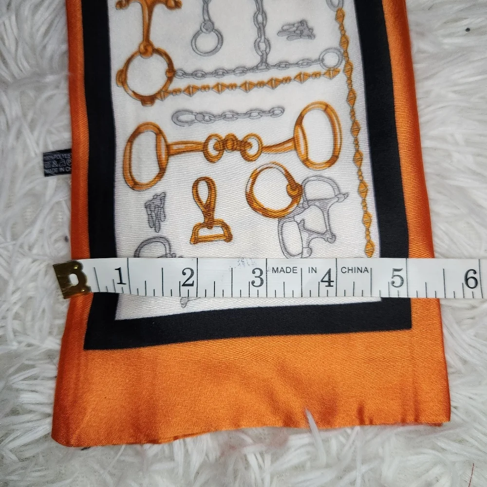 NWOT Chain Print Long Silky Scarf - Picture 7 of 7